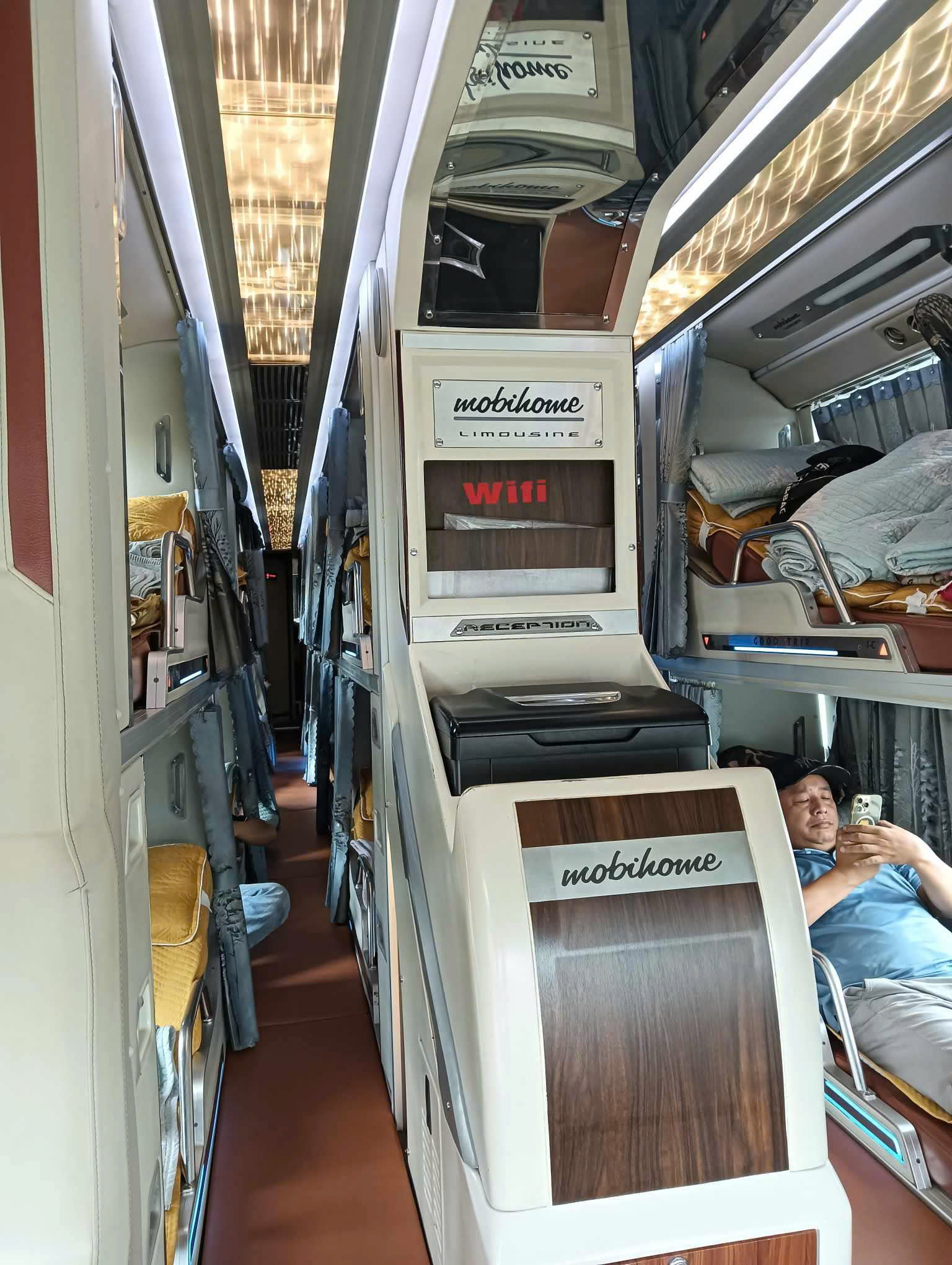 Hà Nội - TP Hồ Chí Minh